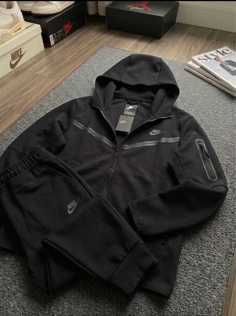 Nike tech Fleece