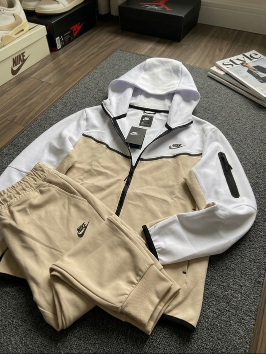 Nike tech Fleece